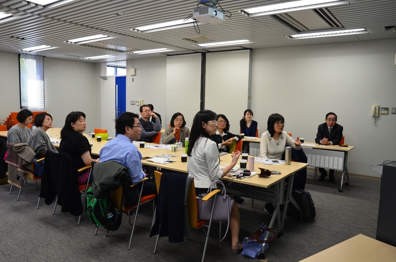The academic exchange activities and visits of organizations of education for the elderly and adults in Japan